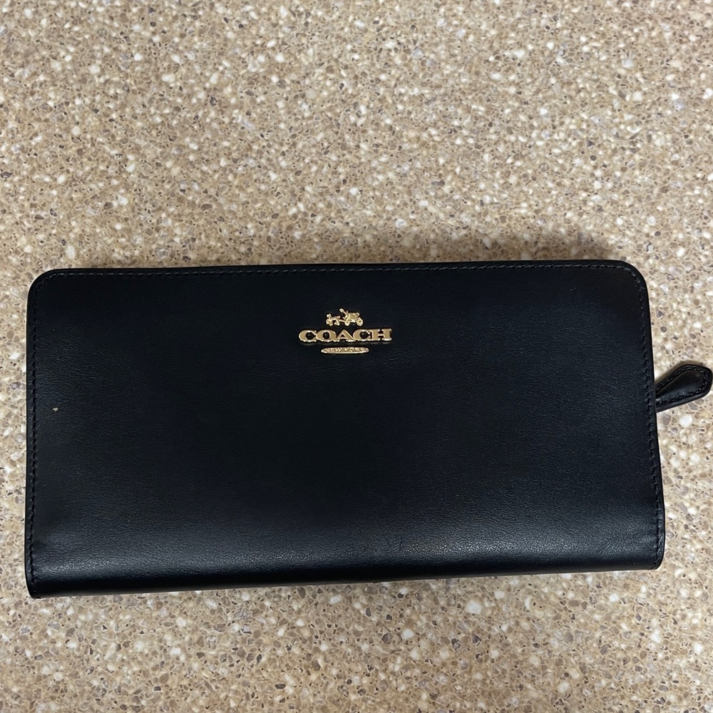 Coach Black Leather Wallet with Gold Logo VINTAGE new